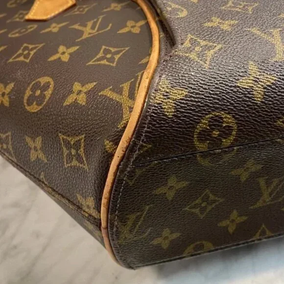Louis Vuitton Monogram Ellipse GM Shoulder Bag
